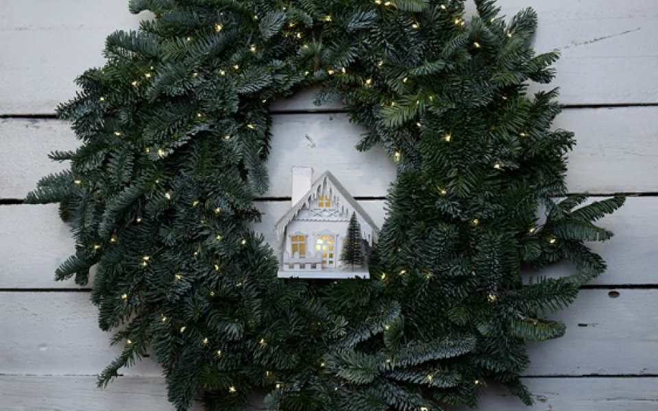 Венок новогодний рождественский "Вечерние огни" 30 см