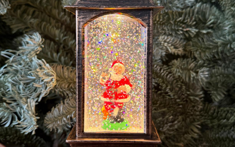 Фонарь "Новогодний со снегом", с метелью и музыкой маленький